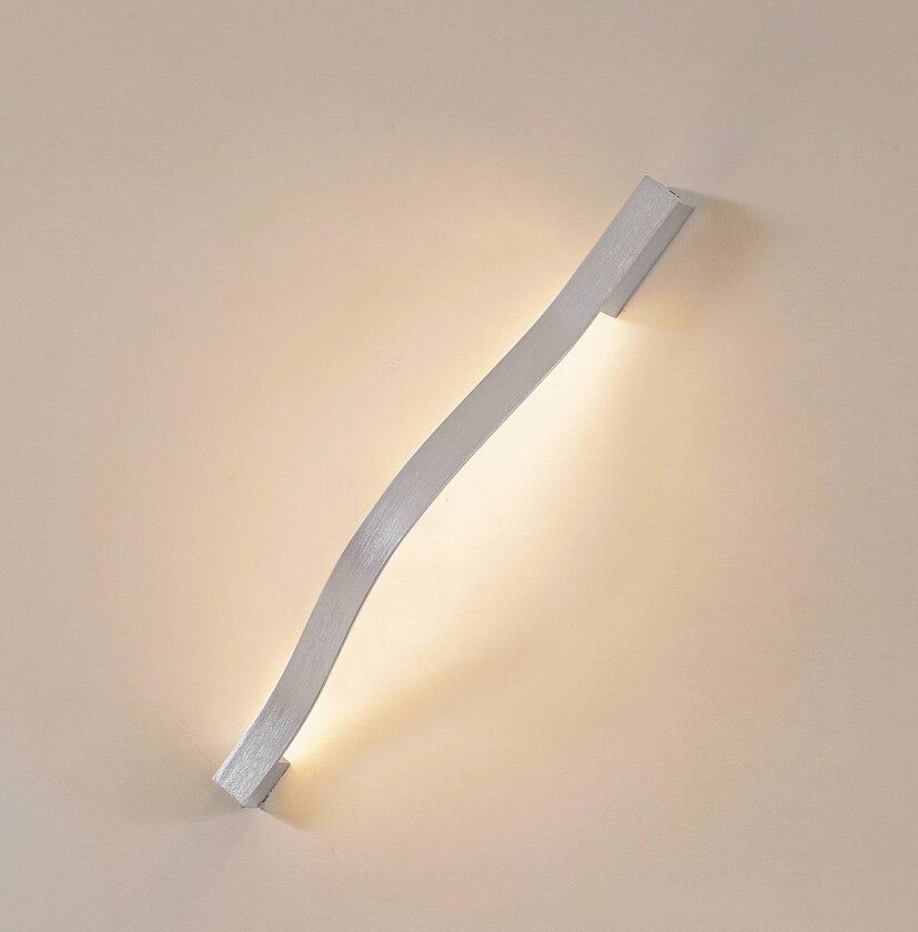 Lindby LED-vegglampe Alvon, sølv, høyde 50 cm, metall