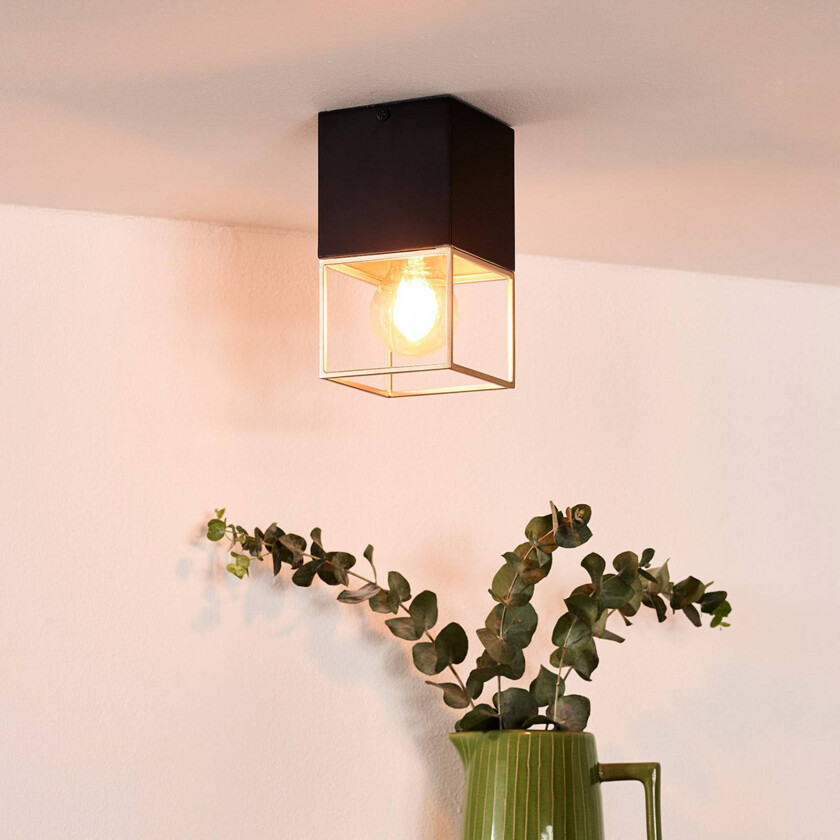 Rixt taklampe svart, kantet, 1 lyskilde