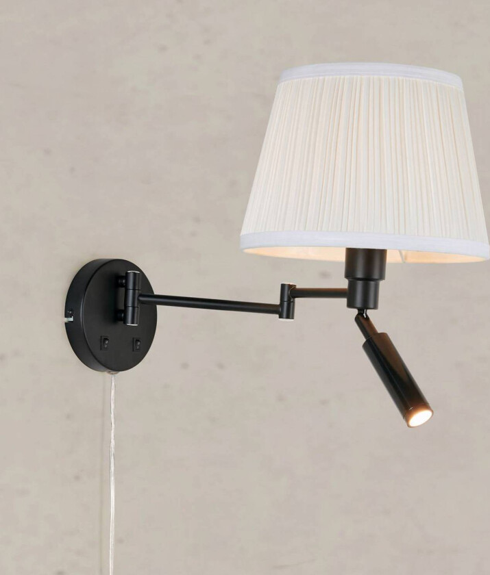 Vegglampe Pivot, naturhvit/svart, utstrekning 43 cm, 2 lyskilder.
