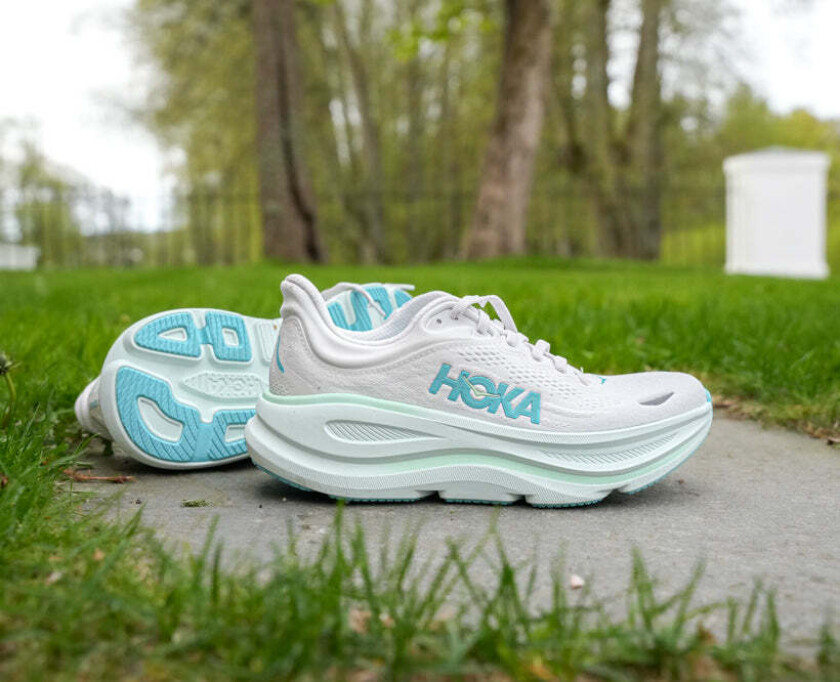 Bondi 9 Dame Frost/Cielo Blue 36