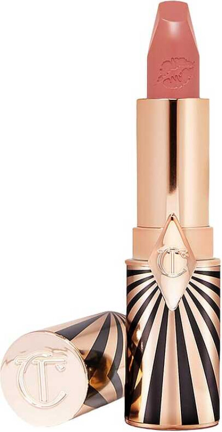 Hot Lips 2.0 K.I.S.S.I.N.G In Love With Olivia