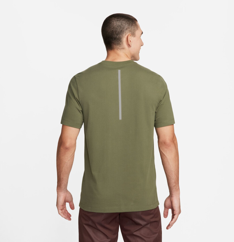 Dri-Fit Running Division T-Shirt Herre Medium Olive M