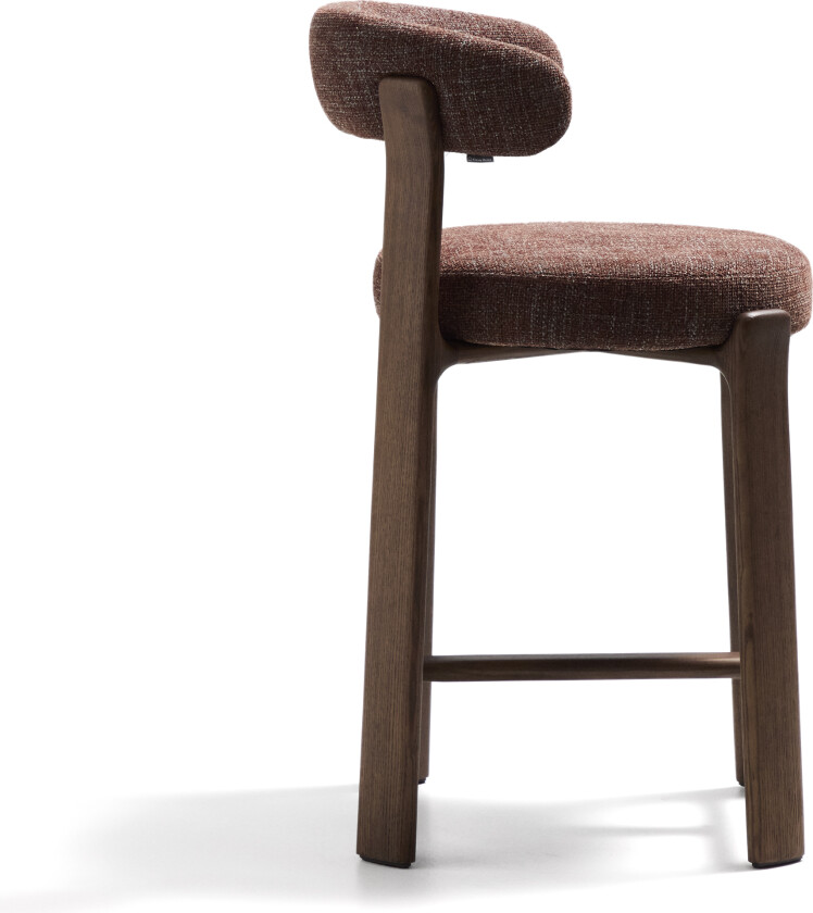 KAVE HOME Granittkrakk i brun chenille og heltre ask med valnøttfarget finish FSC 100% 65