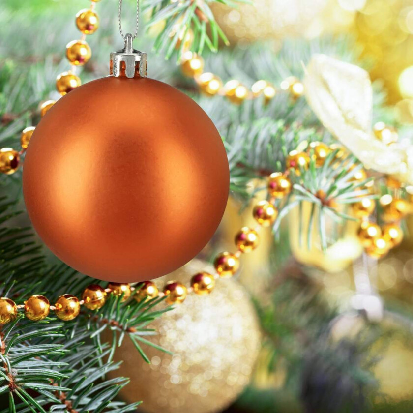 Sett med matte julekuler – 50 stykker, sølvbånd