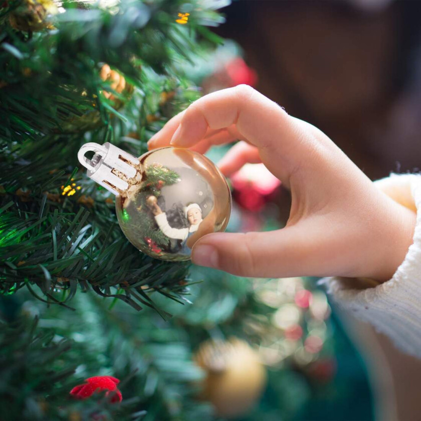 Sett med juletrekuler – 96 dekorative ornamenter