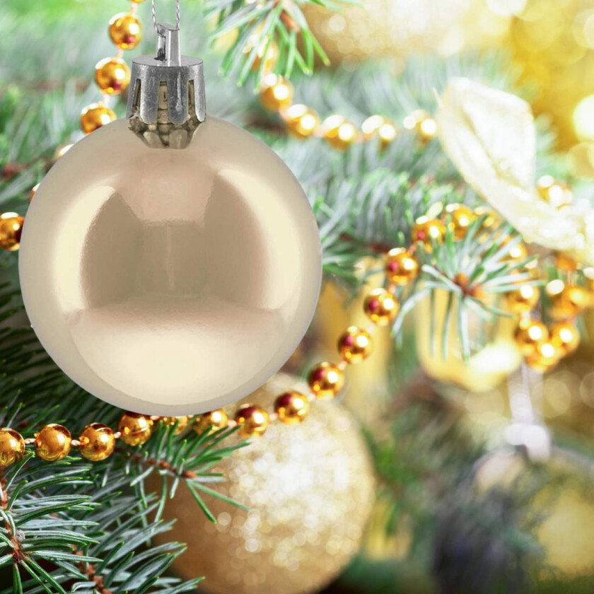 Sett med skinnende julekuler – 50 blanke ornamenter