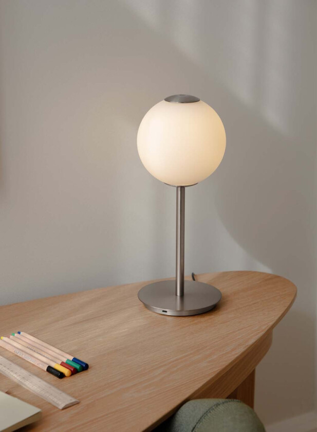 Audrey bordlampe - børstet stål