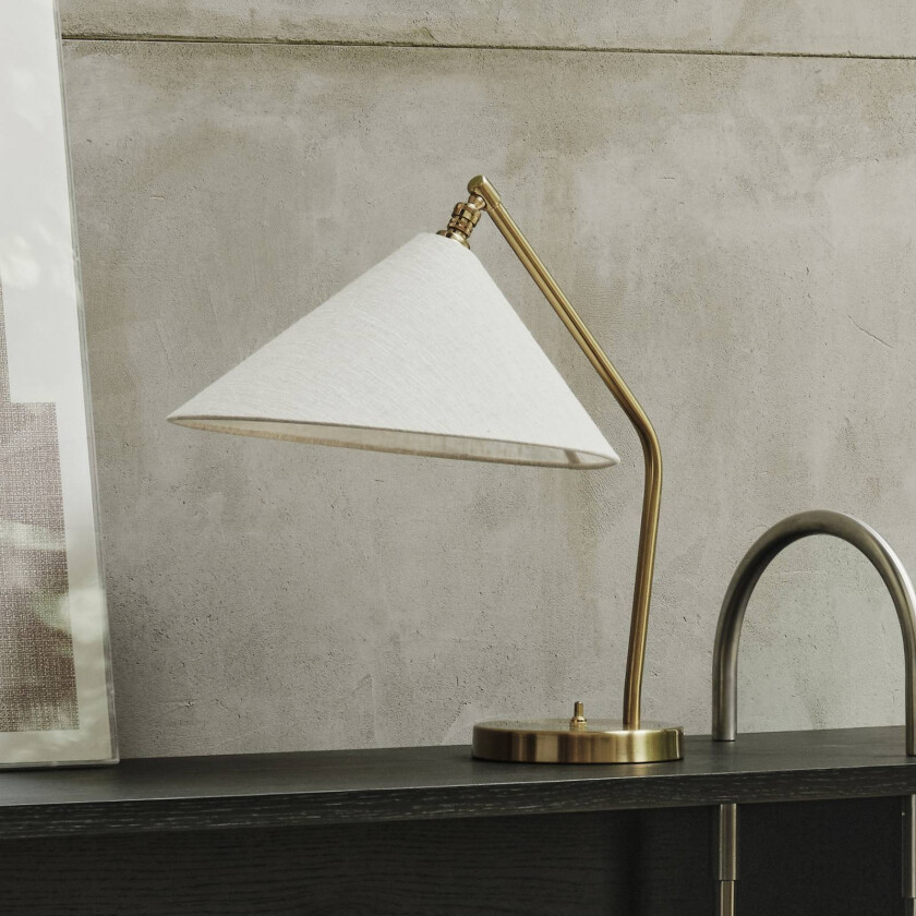 Gubi bordlampe Gräshoppa, hvit, metall/tekstiler, E14