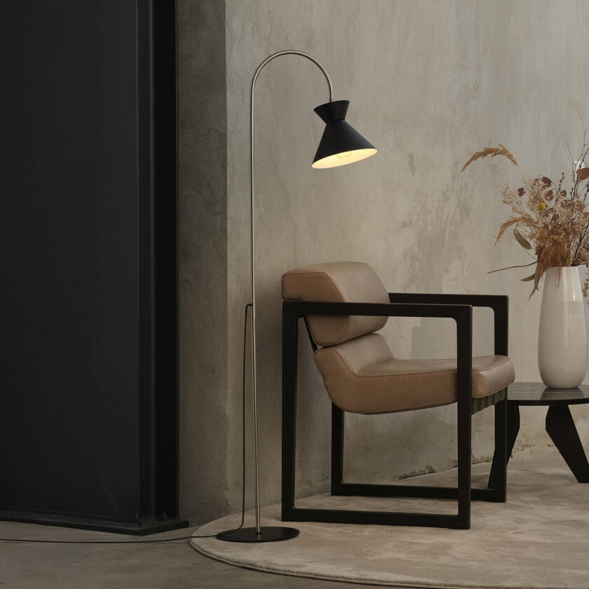 OSRAM gulvlampe Decor Waist, stål, svart, E27