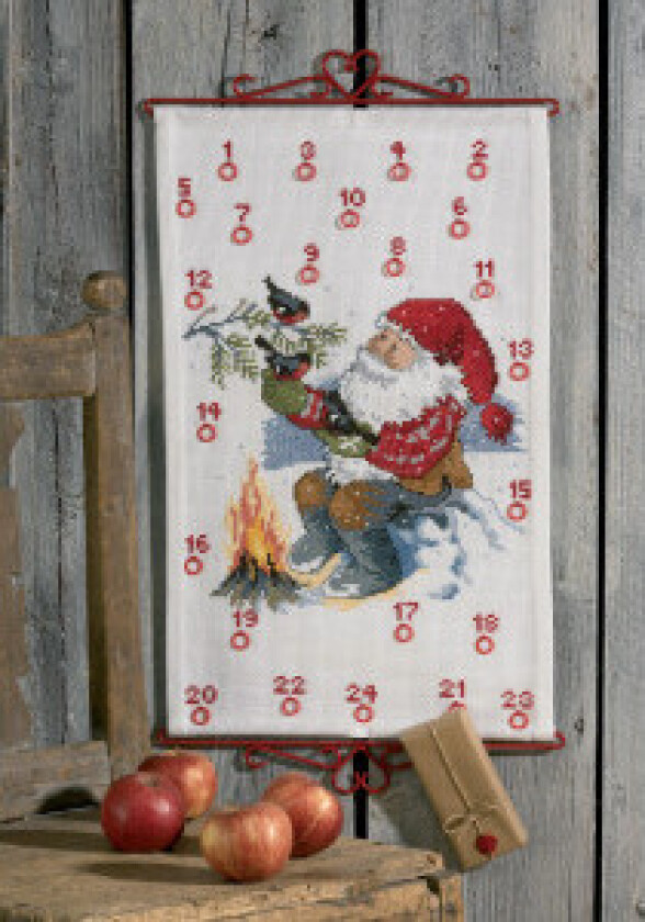 Bilde av Broderisett Aida Julekalender Nisse ved Bål 35x56cm