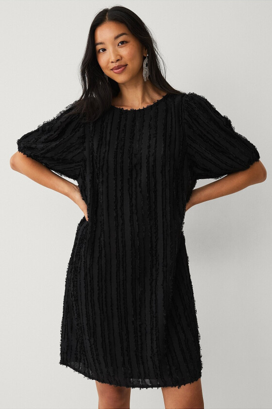 Kjole med strukturmønstre - Svart