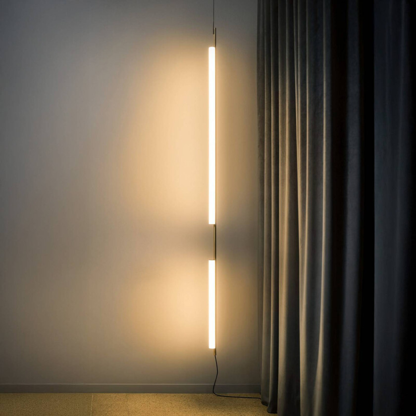 LED-hengelampe Ambrosia 235 med plug-in 2700K gullfarget