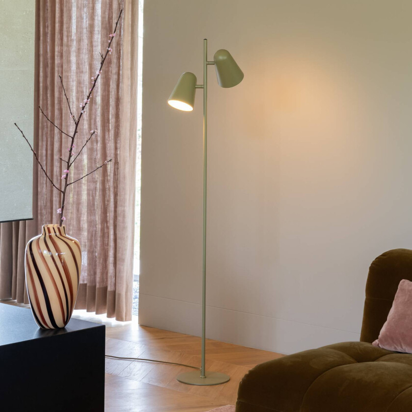 IT'S ABOUT ROMI Gulvlampe Salamanca, olivengrønn, 2 lyskilder