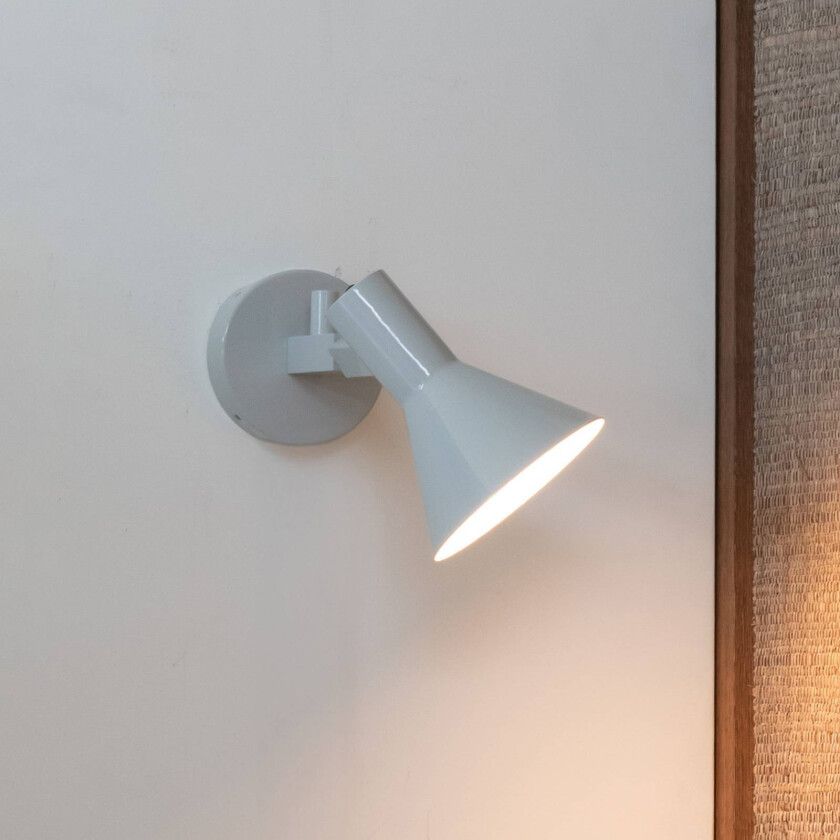 IT'S ABOUT ROMI Vegglampe Stavanger lysegrå, stikkontakt, 20 cm