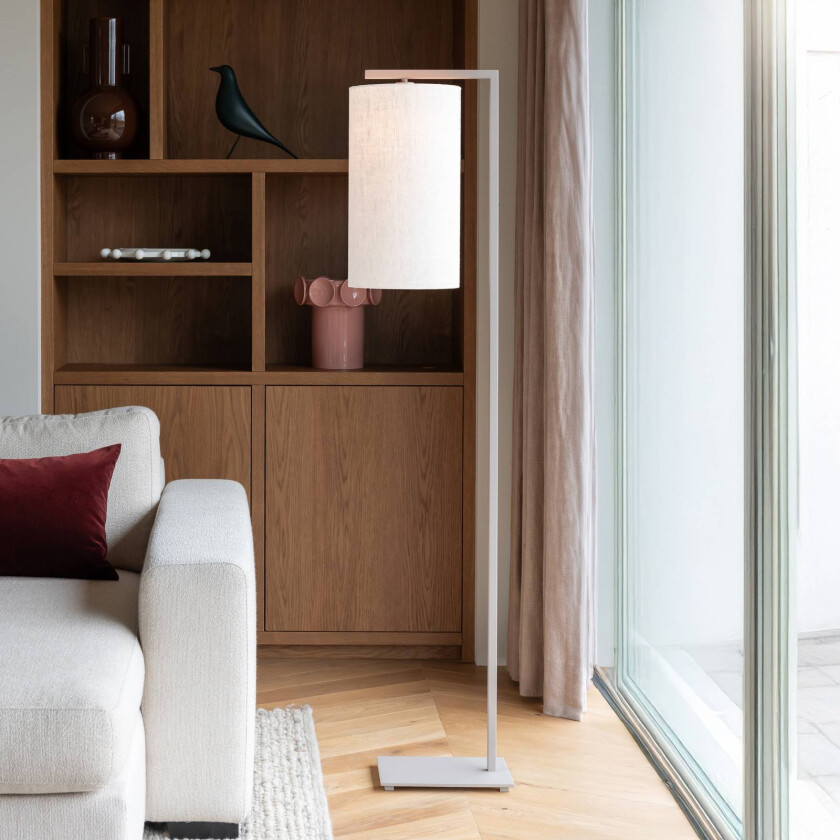 IT'S ABOUT ROMI Gulvlampe Boston, Ø 25 cm, hvit/sandfarget