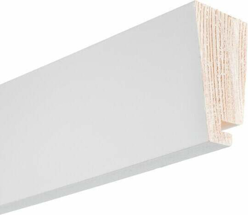 21x45x4400 Taklist Taklist i malt furu som skjuler overgangen mellom tak og vegg.