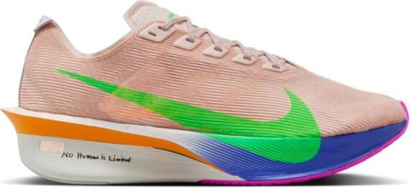 ZoomX Vaporfly Next% 4