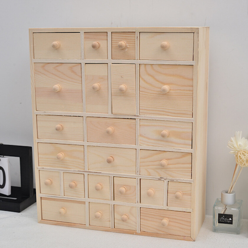 Nedtelling til adventskalender i tre med 24 skuffer, skrivebordsorganisator for håndverksoppbevaring