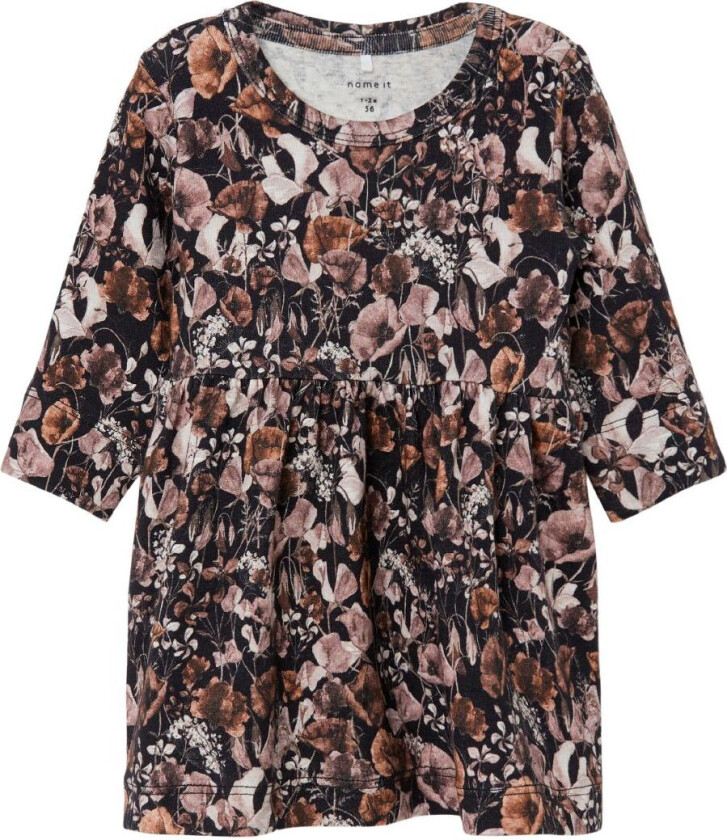 Kjole - NbfTess - Svart m. Blomster - - 50 - Kjole