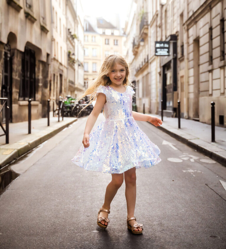 Kostymer - Paljetter Konsertdronning - - 5-6 år (110-116) - Kostymer