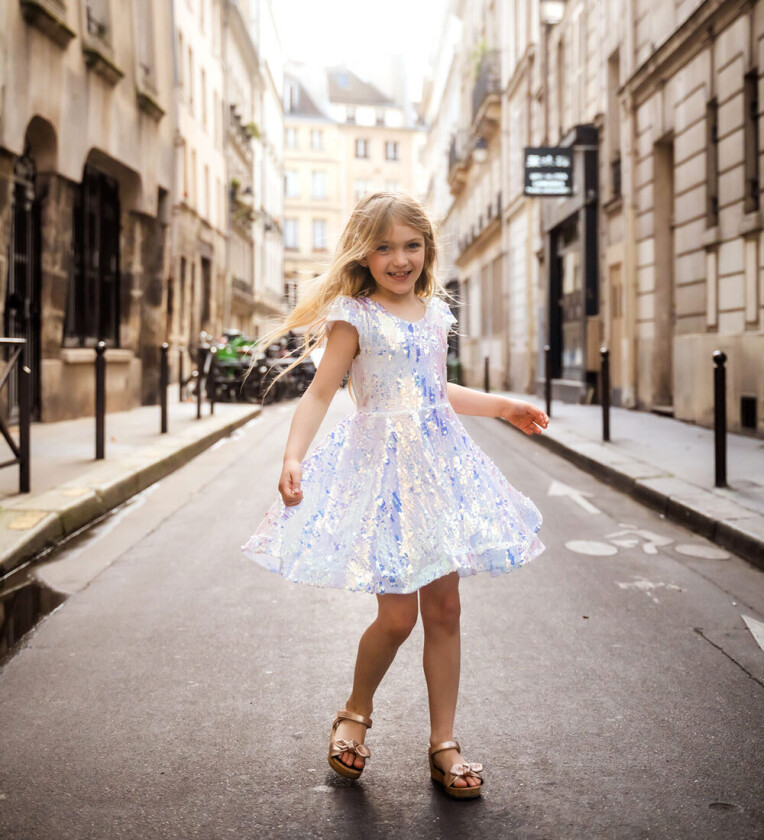 Kostymer - Paljetter Konsertdronning - - 7-8 år (122-128) - Kostymer