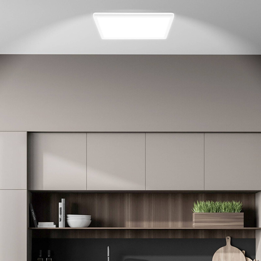 LED-taklampe Tava A, CCT, 29 x 29 cm, hvit, fjernkontroll