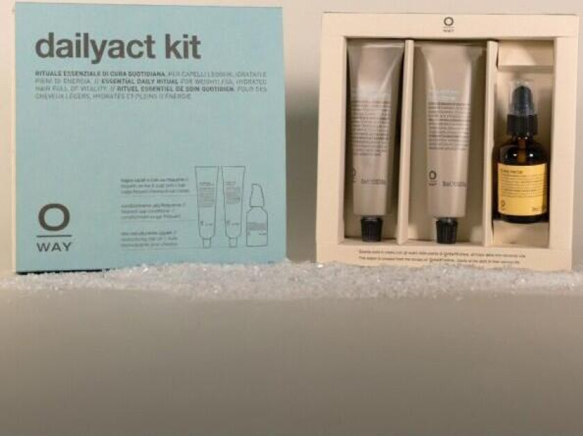 OW Daily Act Xmas Kit