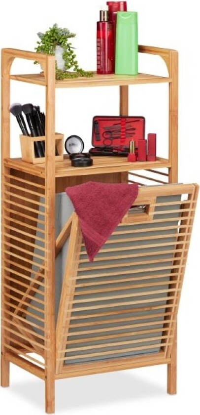 Baderomshylle med skittentøyskurv