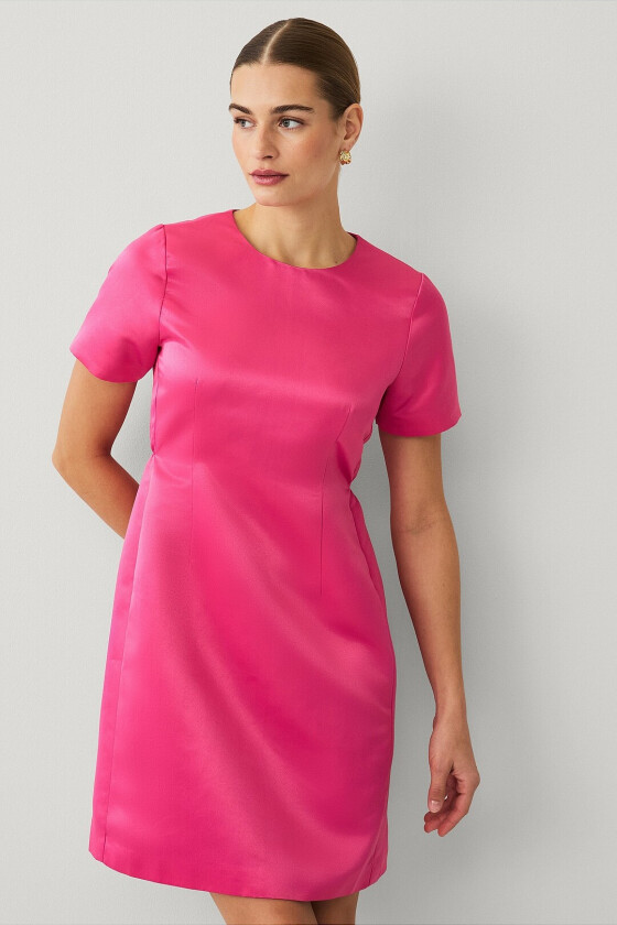 Kjole med definert midje - Rosa