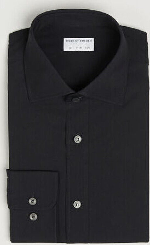 Adley C Cutaway Collar Shirt