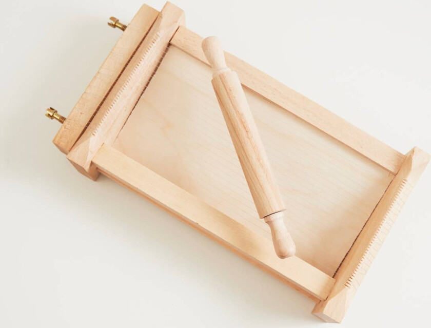 Italian Pasta Chitarra with Rolling Pin - Small