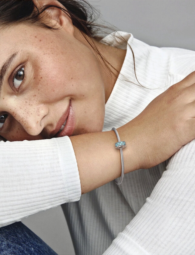 Silver Clip With Teal Cubic Zirconia And Silicone Grip - Silver - ONE SIZE