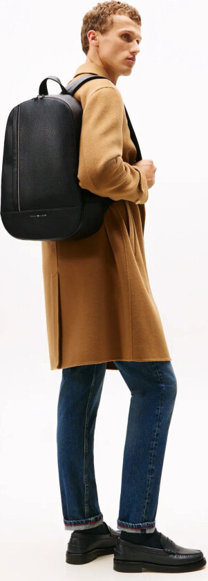 Th Central Backpack - Black - ONE SIZE