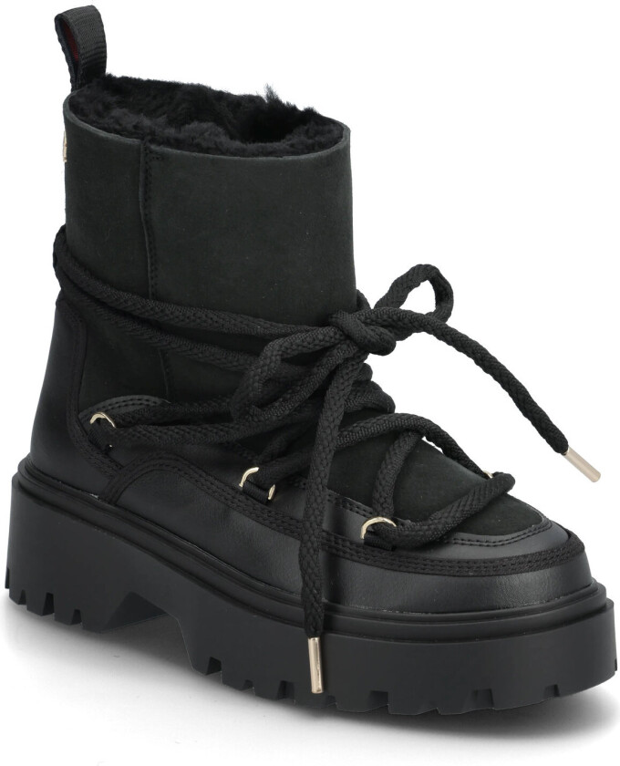 Real Shearling Laceup Snowboot - Black - 39