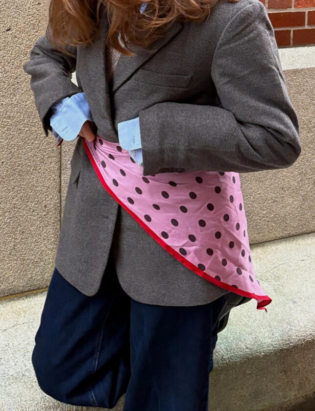 Bilde av Polka Triangle Sia Scarf - Pink - ONE SIZE