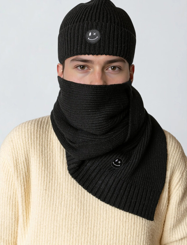 Patrick Scarf Knit - Black - ONE SIZE