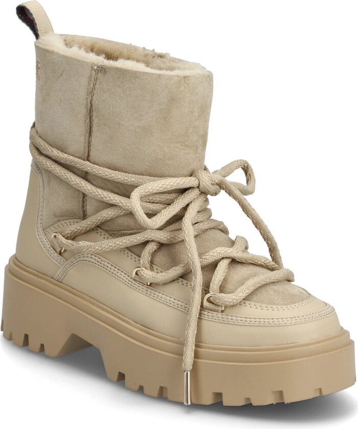 Real Shearling Laceup Snowboot - Beige - 39