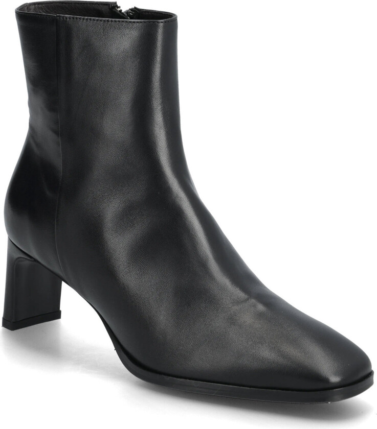 Booties - Black - 36