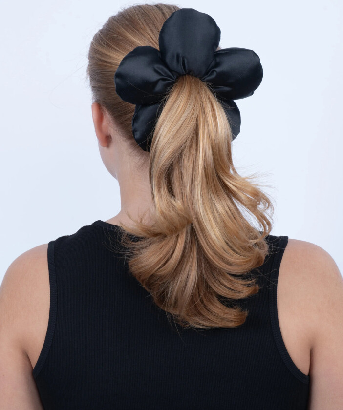 Flower Pillow Scrunchie - Black - BIG