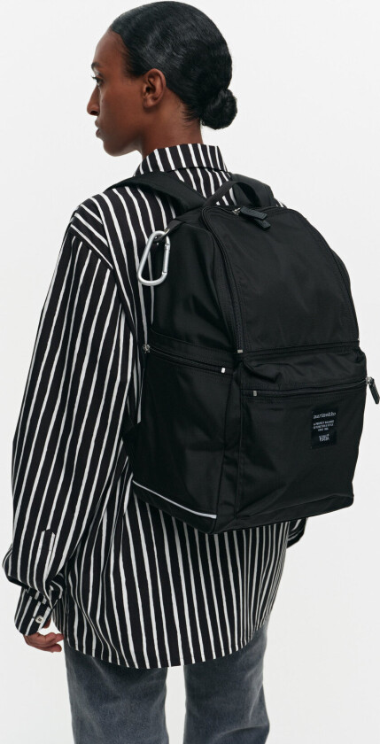 Buddy - Black - 28X 40X 18CM