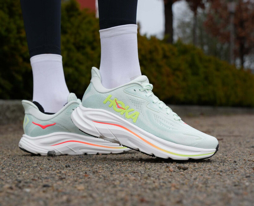 Clifton 10 Wide Dame Sea Glass/Neon Flame 36 2/3