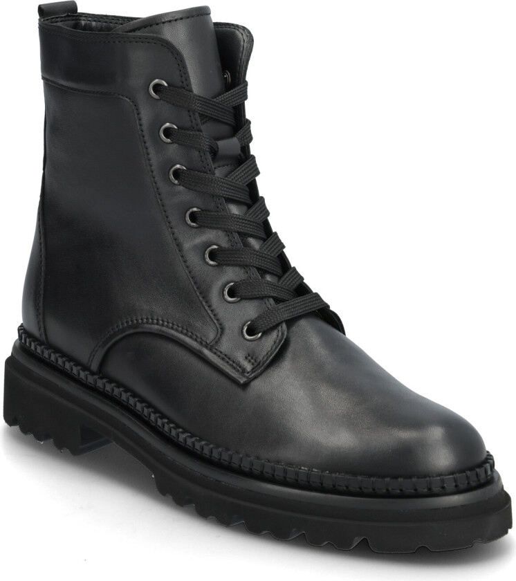 Laced Ankle Boot - Black - 38