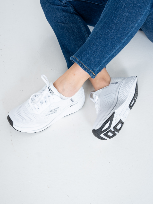 Max Cushioning Elite 2.0 Slip Ins - Hvit - Dame - Sneakers - Sporty sneakers