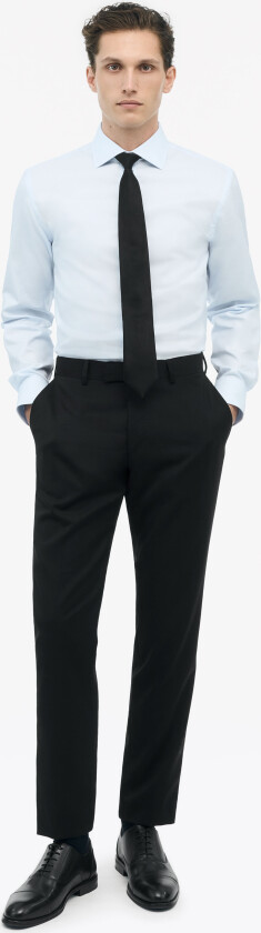 Adley C Cutaway Collar Shirt