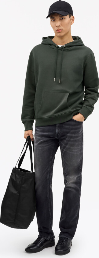 Des Slim-Straight Jeans