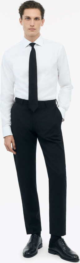 Adley C Cutaway Collar Shirt