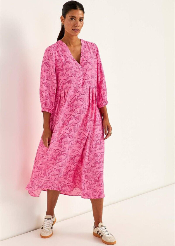 Vevet, mønstret kjole