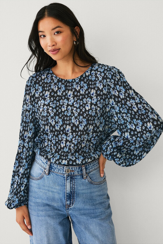 Topp med pufferme - Svart