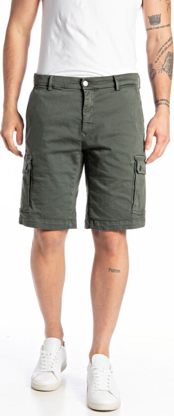 Vannie Short 8366197 - 29W / Moss Green