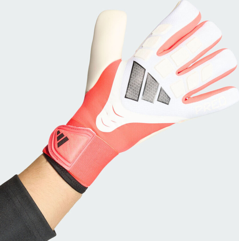 PREDATOR GOALKEEPER COMPETITION HANSKER